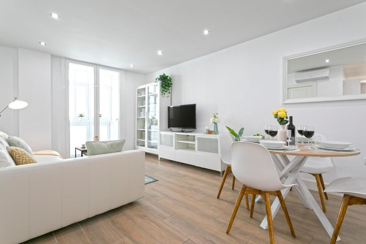 -MalagaSunApts-CityCentre Private Patio Extérieur photo
